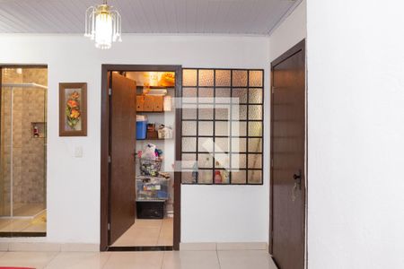 Casa à venda com 160m², 4 quartos e 2 vagas Casa à venda com 160m², 4 quartos e 2 vagasSala 2° piso