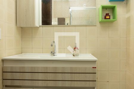 Casa à venda com 160m², 4 quartos e 2 vagas Casa à venda com 160m², 4 quartos e 2 vagasBanheiro 1