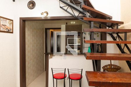 Casa à venda com 160m², 4 quartos e 2 vagas Casa à venda com 160m², 4 quartos e 2 vagasCozinha