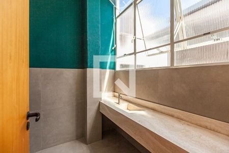 Casa para alugar com 220m², 2 quartos e sem vagaBanheiro corredor