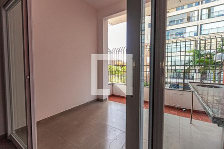 Casa para alugar com 220m², 2 quartos e sem vagaQuarto 2 varanda