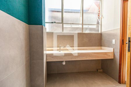 Casa para alugar com 220m², 2 quartos e sem vagaBanheiro corredor