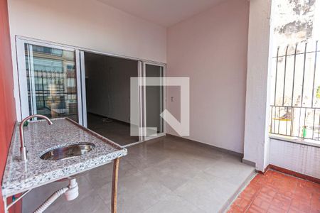 Casa para alugar com 220m², 2 quartos e sem vagaQuarto 2 varanda