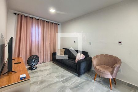Sala de casa de condomínio para alugar com 1 quarto, 41m² em Boqueirão, Praia Grande