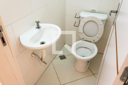 Casa para alugar com 85m², 2 quartos e 2 vagas Casa para alugar com 85m², 2 quartos e 2 vagasLavabo