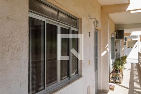 Casa para alugar com 85m², 2 quartos e 2 vagas Casa para alugar com 85m², 2 quartos e 2 vagasFachada