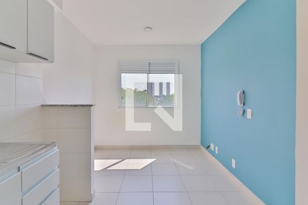 Sala / Cozinha / Lavanderia de apartamento à venda com 2 quartos, 32m² em Jardim Celeste, São Paulo