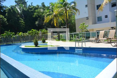 Apartamento para alugar com 80m², 2 quartos e 2 vagasÁrea comum - Piscina