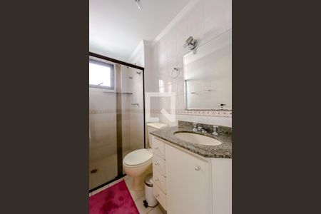 Apartamento para alugar com 75m², 2 quartos e 2 vagasBanheiro da Suíte