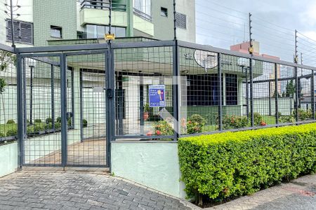 Apartamento para alugar com 75m², 2 quartos e 2 vagasFachada