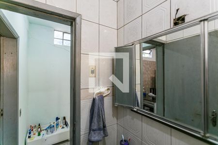 Banheiro de casa à venda com 1 quarto, 300m² em Vila João Pessoa, Porto Alegre