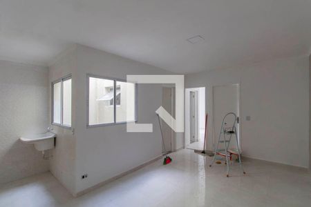 Sala e Cozinha Integrada de apartamento à venda com 2 quartos, 45m² em Penha de França, São Paulo