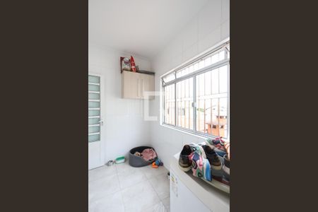 Casa à venda com 229m², 3 quartos e 6 vagas Casa à venda com 229m², 3 quartos e 6 vagasLavanderia