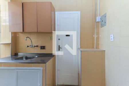 Apartamento à venda com 70m², 1 quarto e sem vaga Apartamento à venda com 70m², 1 quarto e sem vagaCozinha