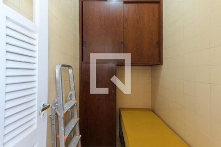 Apartamento à venda com 70m², 1 quarto e sem vaga Apartamento à venda com 70m², 1 quarto e sem vagaQuarto de Serviço