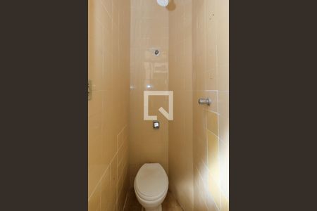 Apartamento à venda com 70m², 1 quarto e sem vaga Apartamento à venda com 70m², 1 quarto e sem vagaBanheiro de serviço