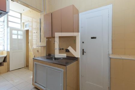 Apartamento à venda com 70m², 1 quarto e sem vaga Apartamento à venda com 70m², 1 quarto e sem vagaCozinha