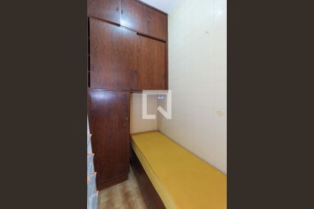 Apartamento à venda com 70m², 1 quarto e sem vaga Apartamento à venda com 70m², 1 quarto e sem vagaQuarto de Serviço