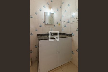 Apartamento à venda com 70m², 1 quarto e sem vaga Apartamento à venda com 70m², 1 quarto e sem vagaBanheiro Corredor