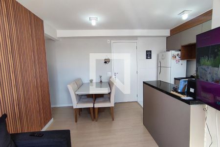 Sala de apartamento para alugar com 2 quartos, 41m² em Vila Penteado, São Paulo