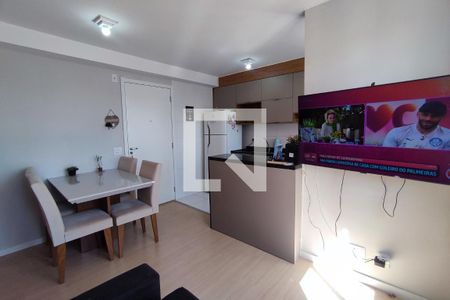 Sala de apartamento para alugar com 2 quartos, 41m² em Vila Penteado, São Paulo