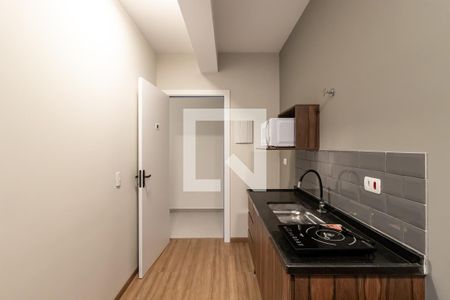 Sala, Quarto e Cozinha de kitnet/studio para alugar com 1 quarto, 18m² em Vila Olímpia, São Paulo