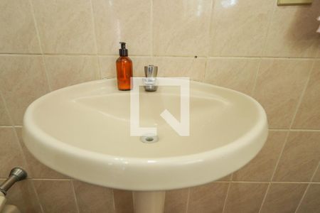 Casa à venda com 202m², 3 quartos e 3 vagasBanheiro - Suíte