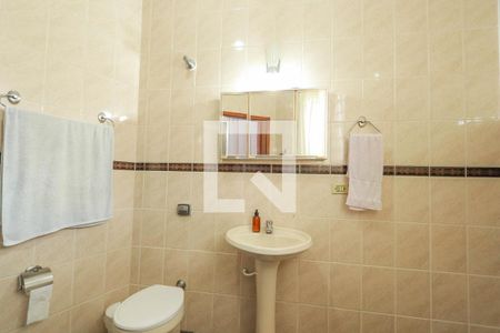 Casa à venda com 202m², 3 quartos e 3 vagasBanheiro - Suíte