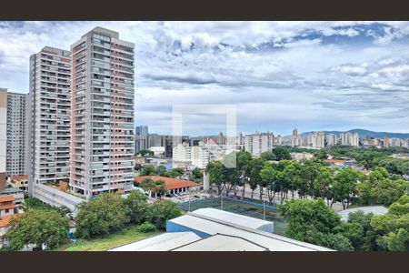 Vista Varanda da Sala\Cozinha de apartamento para alugar com 1 quarto, 28m² em Barra Funda , São Paulo