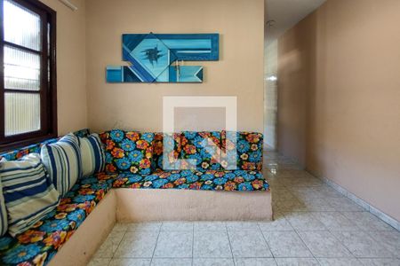 Sala de casa para alugar com 3 quartos, 125m² em Mirim, Praia Grande