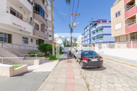 Apartamento para alugar com 45m², 1 quarto e 1 vaga Apartamento para alugar com 45m², 1 quarto e 1 vagaVista da rua
