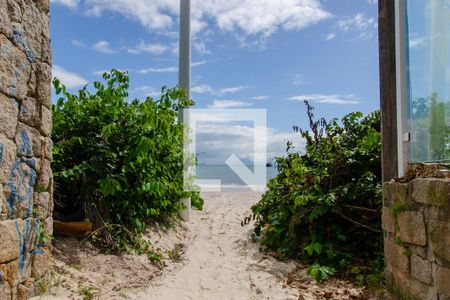 Apartamento para alugar com 45m², 1 quarto e 1 vaga Apartamento para alugar com 45m², 1 quarto e 1 vagaAcesso à praia