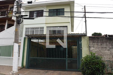 Casa à venda com 150m², 3 quartos e 3 vagasFachada