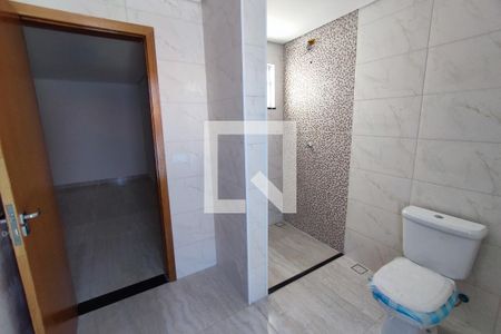 Casa para alugar com 340m², 3 quartos e 5 vagas Casa para alugar com 340m², 3 quartos e 5 vagasBanheiro da suite