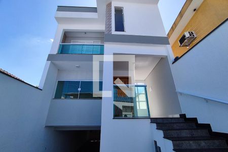 Casa para alugar com 340m², 3 quartos e 5 vagas Casa para alugar com 340m², 3 quartos e 5 vagasÁrea externa