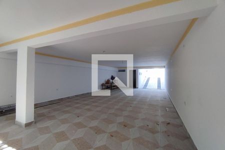 Casa para alugar com 340m², 3 quartos e 5 vagas Casa para alugar com 340m², 3 quartos e 5 vagasGaragem