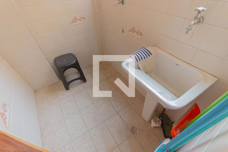 Apartamento à venda com 77m², 2 quartos e 1 vagaÁrea de Serviço