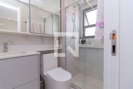 Apartamento à venda com 71m², 2 quartos e 1 vagaSuíte - Banheiro