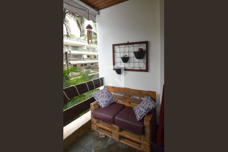 Apartamento à venda com 110m², 2 quartos e 1 vagaVaranda