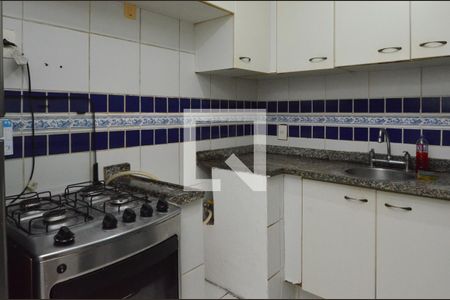 Apartamento à venda com 110m², 2 quartos e 1 vagaCozinha e área de serviço