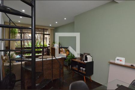 Apartamento à venda com 110m², 2 quartos e 1 vagaSala