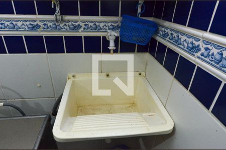 Apartamento à venda com 110m², 2 quartos e 1 vagaCozinha e área de serviço