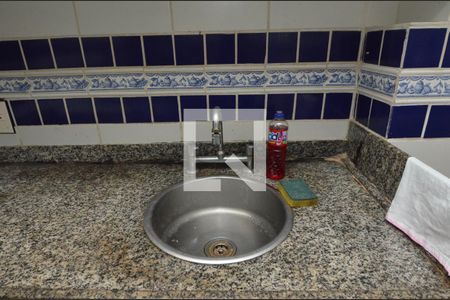 Apartamento à venda com 110m², 2 quartos e 1 vagaCozinha e área de serviço