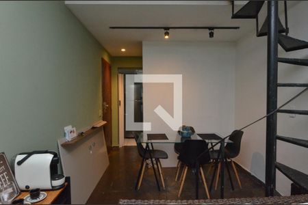 Apartamento à venda com 110m², 2 quartos e 1 vagaSala de jantar