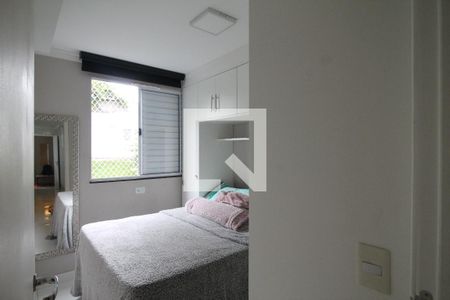 Quarto 1   de apartamento para alugar com 2 quartos, 48m² em Vila Nhocuné, São Paulo