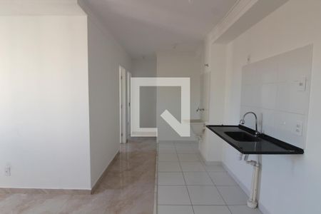 Apartamento para alugar com 2 quartos, 44m² em Sítio da Figueira, São Paulo