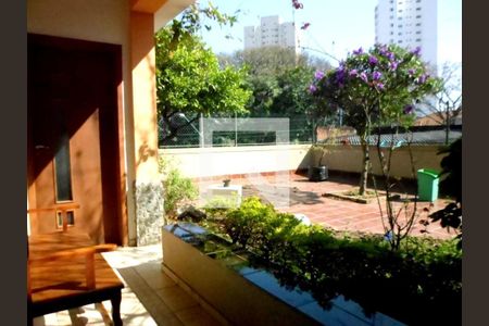 Casa à venda com 3 quartos, 205m² em Vila Matilde, São Paulo
