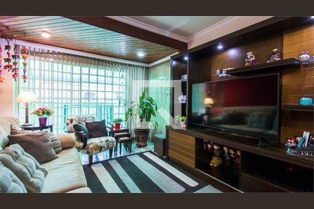 Casa à venda com 4 quartos, 210m² em Planalto Paulista, São Paulo