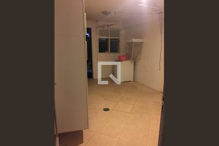 Casa à venda com 400m², 3 quartos e 6 vagas