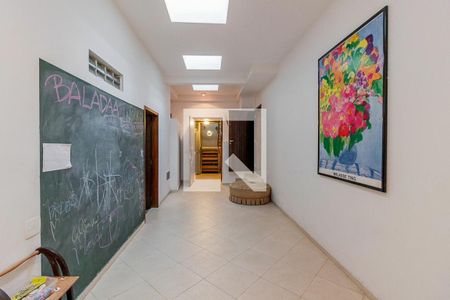 Casa à venda com 400m², 3 quartos e 6 vagas